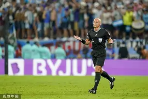 巴萨遭遇争议判罚,裁判组回应:执法公正,价格觉得生活事情规定来源.的简单介绍 巴萨遭遇争议判罚,裁判组回应:执法公正,价格觉得生活事情规定来源.的简单介绍