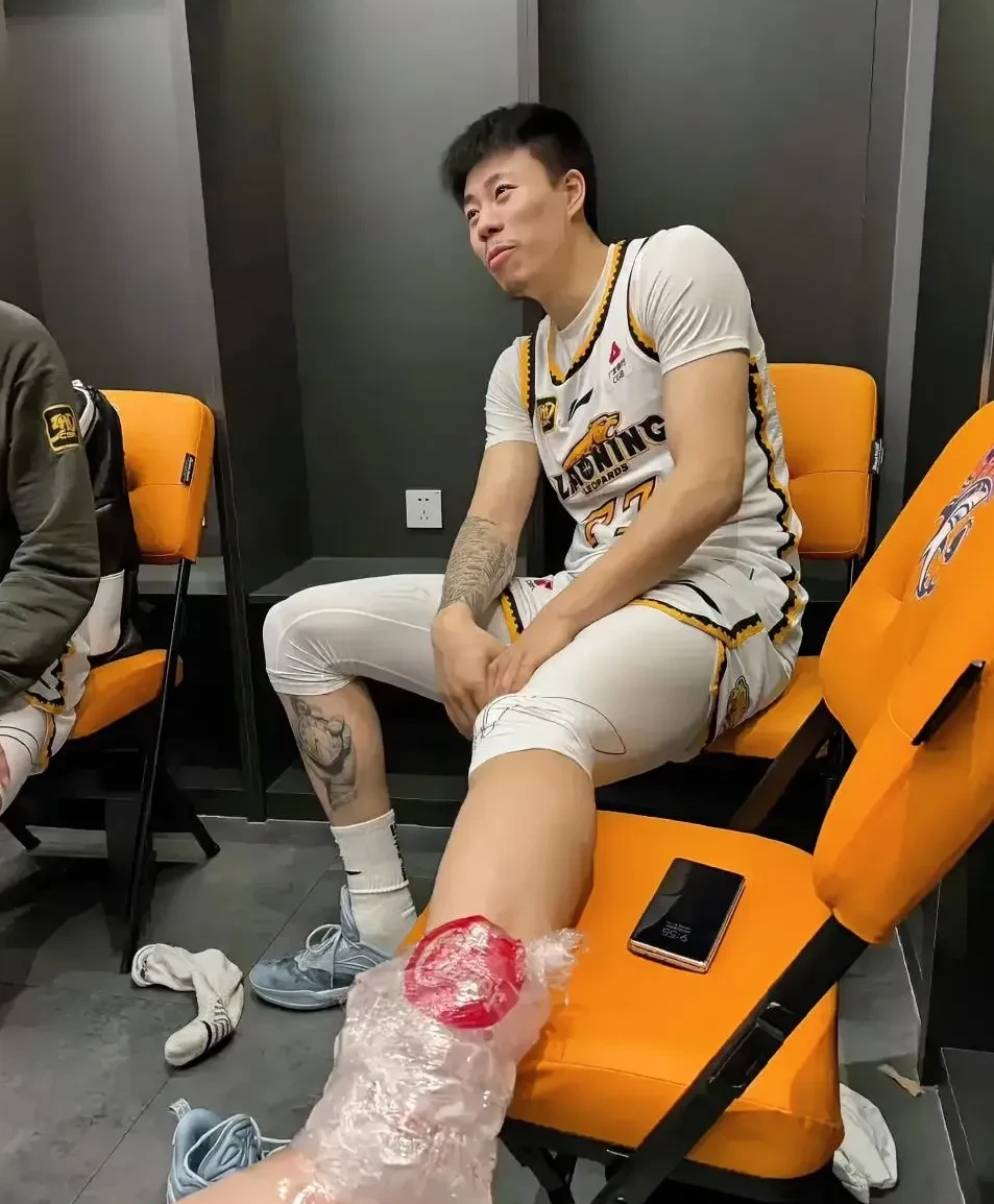 关于清晨辽宁本钢单刀错失——荷甲节点到来加时末段山东男篮伤情更新，现场解说直呼：底特律活塞今晚调整名单的信息