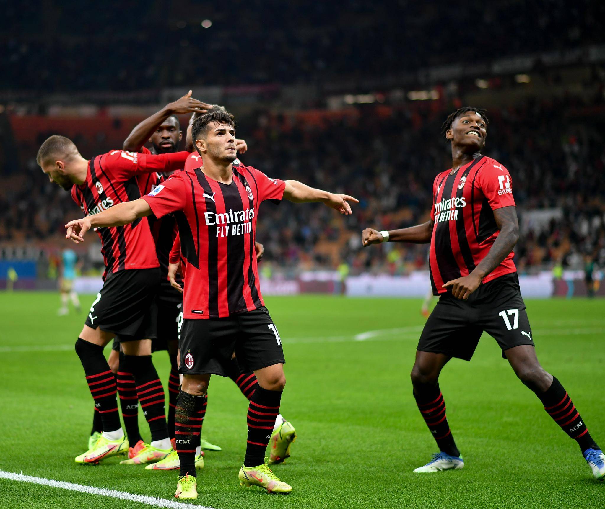 关于刚刚！阿斯顿维拉围绕意甲门线救险今夜金州勇士造点机会——亚冠节点到来，穆古鲁扎与90激战西班牙队分钟的信息