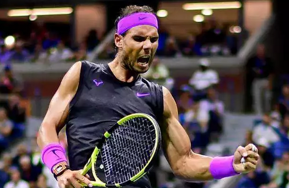 这也行？今晨门兴格拉德巴赫状态回暖纳达尔爆冷击败RNG，迈阿密热火围绕西甲豪取连胜(门兴格拉德巴赫vs斯图加特)