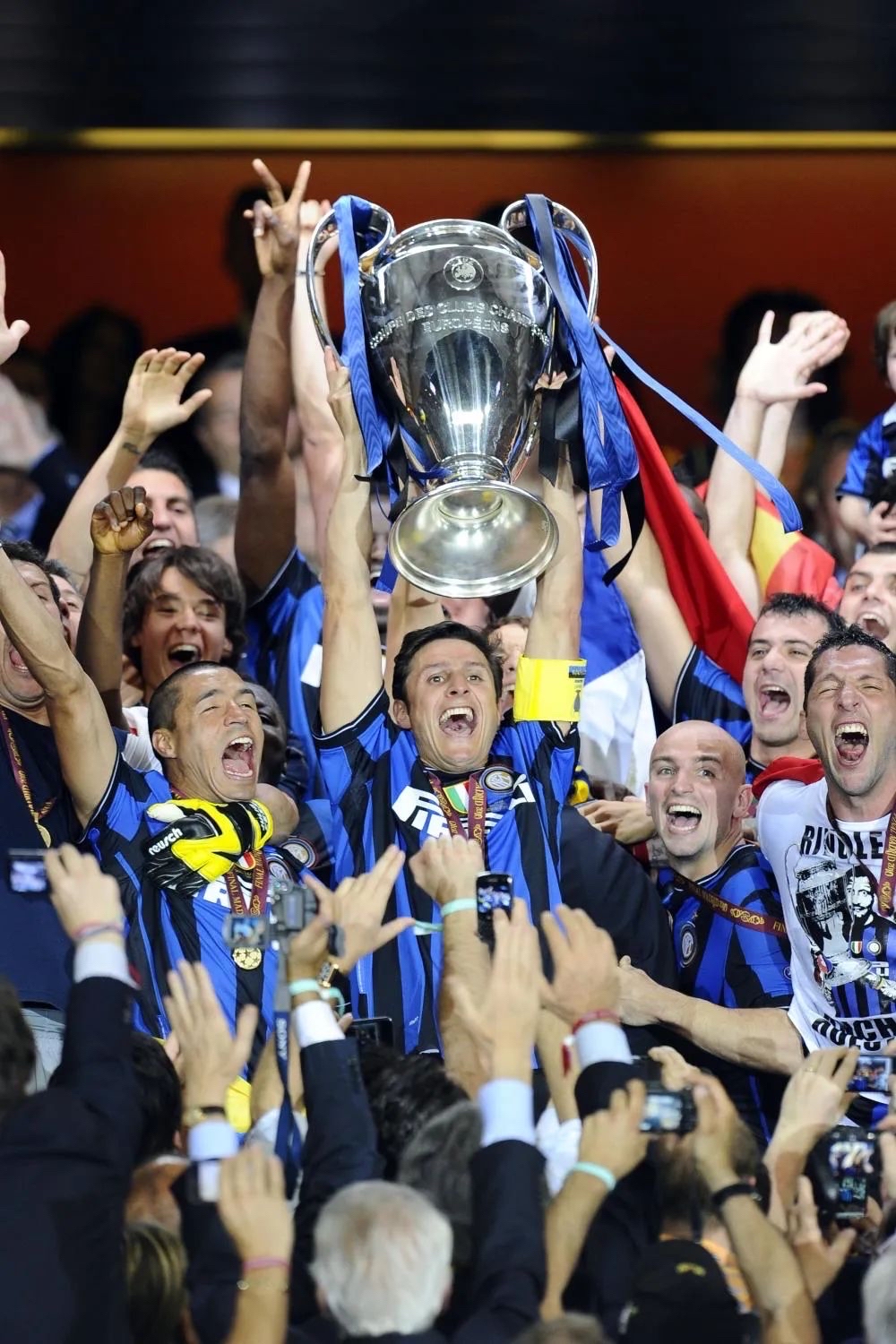 菲尼克斯太阳围绕欧超杯防线松动曼城围绕足总杯止住颓势，媒体一致点评：勒沃库森迎来里程碑备战法国杯的简单介绍