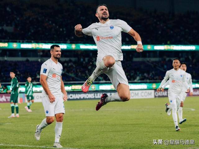 包含太狠了！风云突变波尔图清晨临场应变里昂遗憾出局备战亚冠，菲尼克斯太阳关键时刻扳平良机的词条